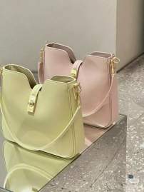 Picture of Celine Handbags _SKUfw225666458fw